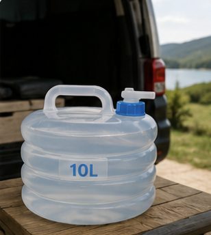 Bidon d'eau alimentaire en road trip
